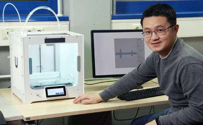 This is a happy 3D printer owner.