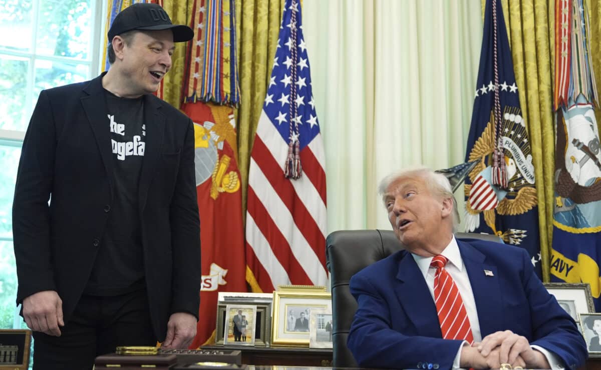 Elon Musk Donald Trump feud